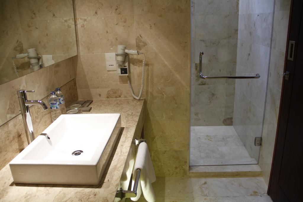 Kuta Angel Hotel - Luxurious Living المظهر الخارجي الصورة