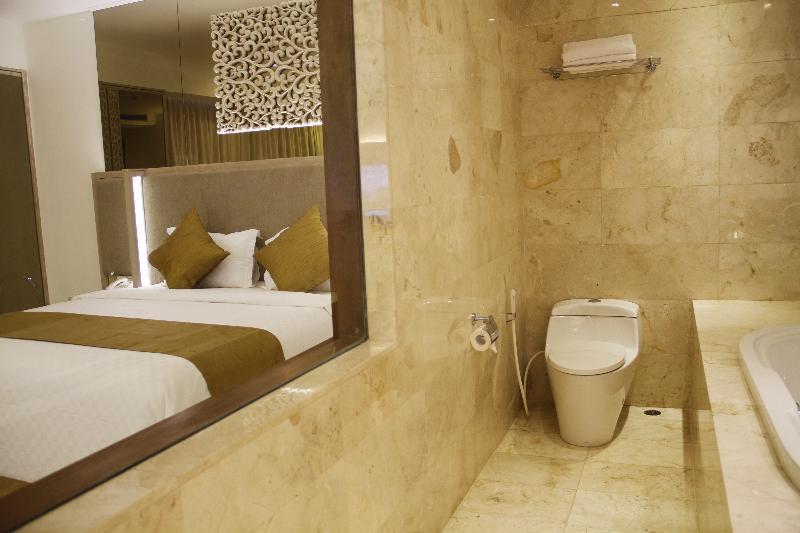 Kuta Angel Hotel - Luxurious Living المظهر الخارجي الصورة